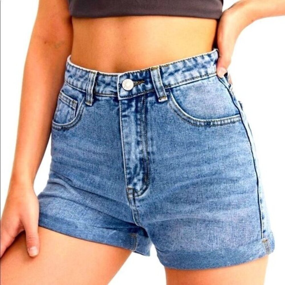 𝅺SHEIN High Waist Cuffed Shorts
